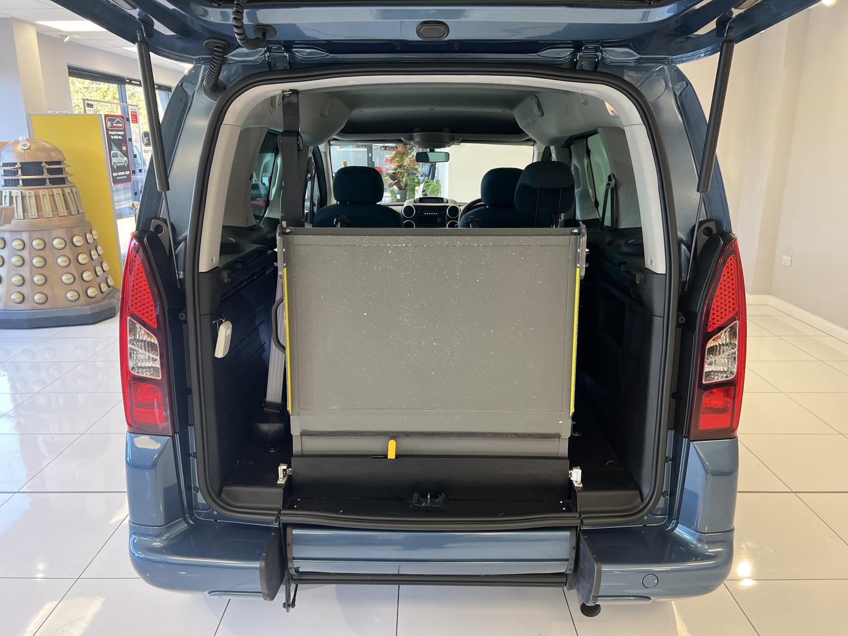 Citroen Berlingo 2019 Wheelchair Adapted Vehicle with Winch 3 seats carries 4 in total - 1.6 BlueHDi Feel Multispace MPV 5dr Diesel Manual Euro 6 (100 ps)