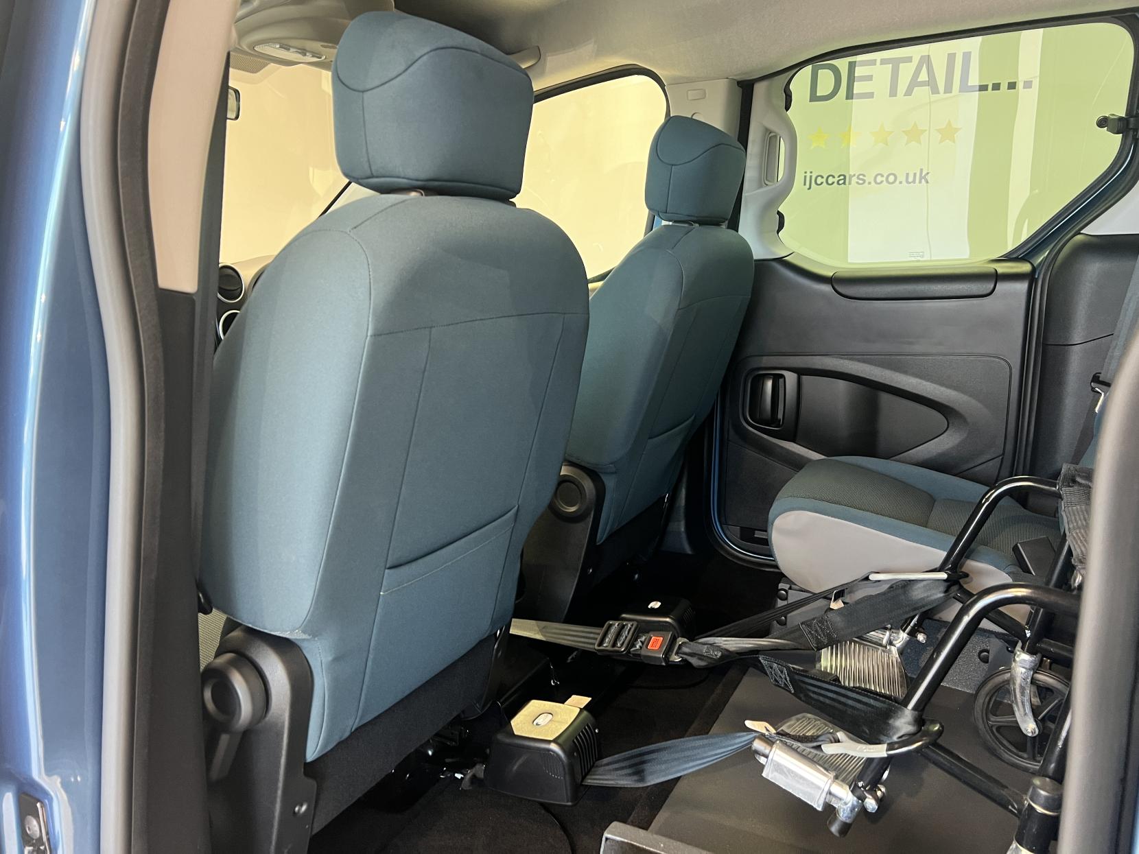 Citroen Berlingo 2019 Wheelchair Adapted Vehicle with Winch 3 seats carries 4 in total - 1.6 BlueHDi Feel Multispace MPV 5dr Diesel Manual Euro 6 (100 ps)