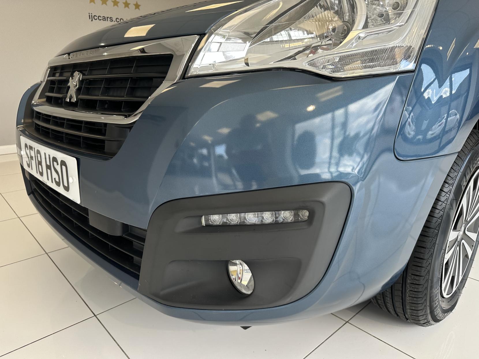 Peugeot Partner Tepee AUTOMATIC WAV, JUST 3,635 MILES!1.6 BlueHDi Allure MPV 5dr Diesel ETG Euro 6