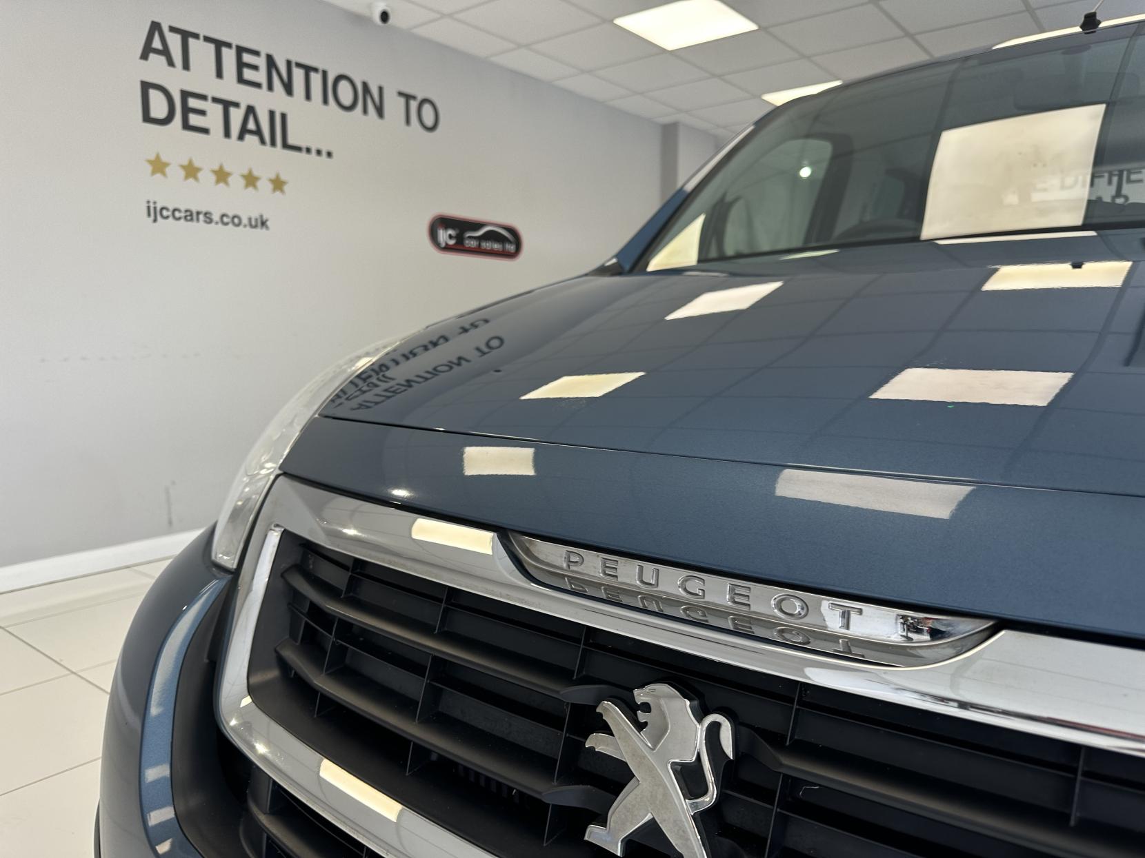 Peugeot Partner Tepee AUTOMATIC WAV, JUST 3,635 MILES!1.6 BlueHDi Allure MPV 5dr Diesel ETG Euro 6