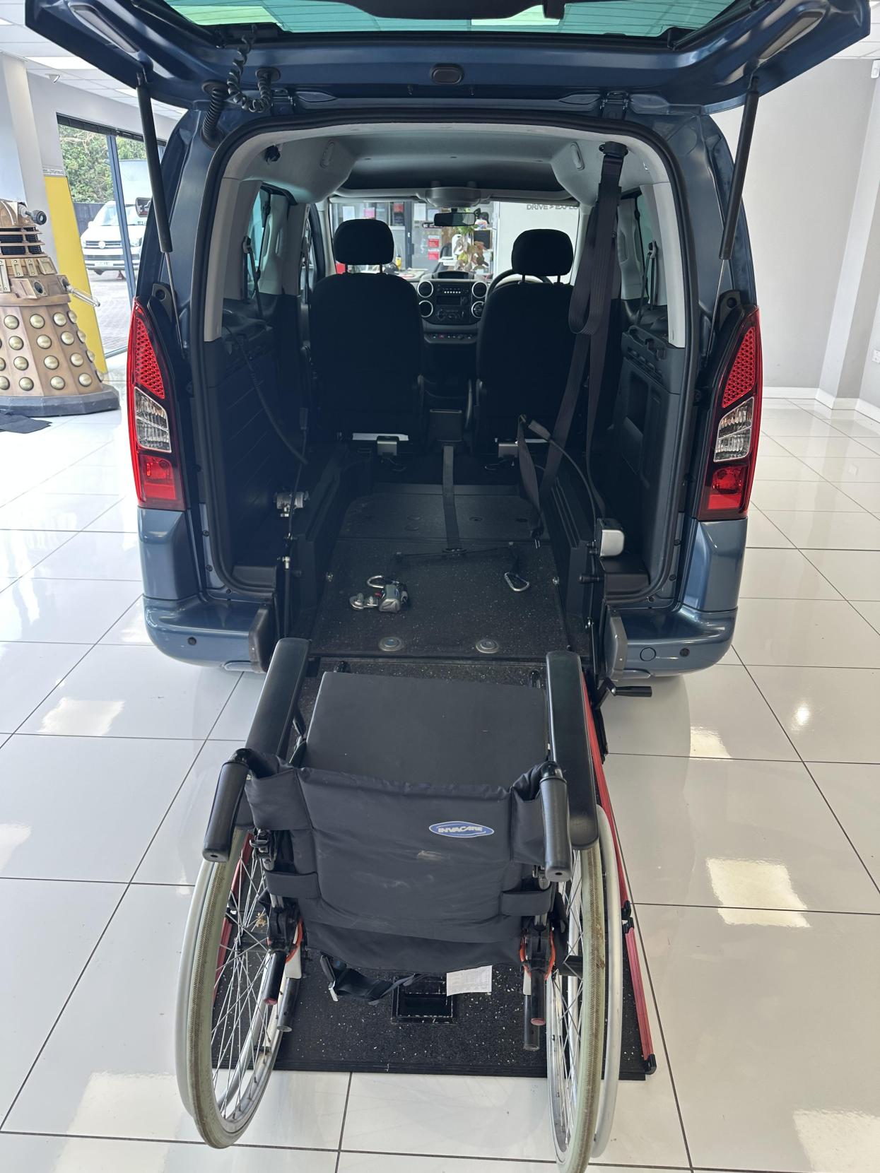 Peugeot Partner Tepee AUTOMATIC WAV, JUST 3,635 MILES!1.6 BlueHDi Allure MPV 5dr Diesel ETG Euro 6