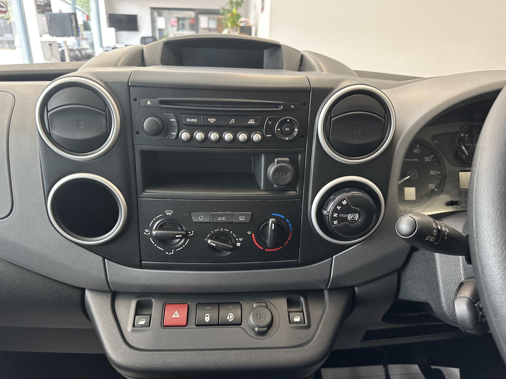 Peugeot Partner Tepee AUTOMATIC WAV, JUST 3,635 MILES!1.6 BlueHDi Allure MPV 5dr Diesel ETG Euro 6