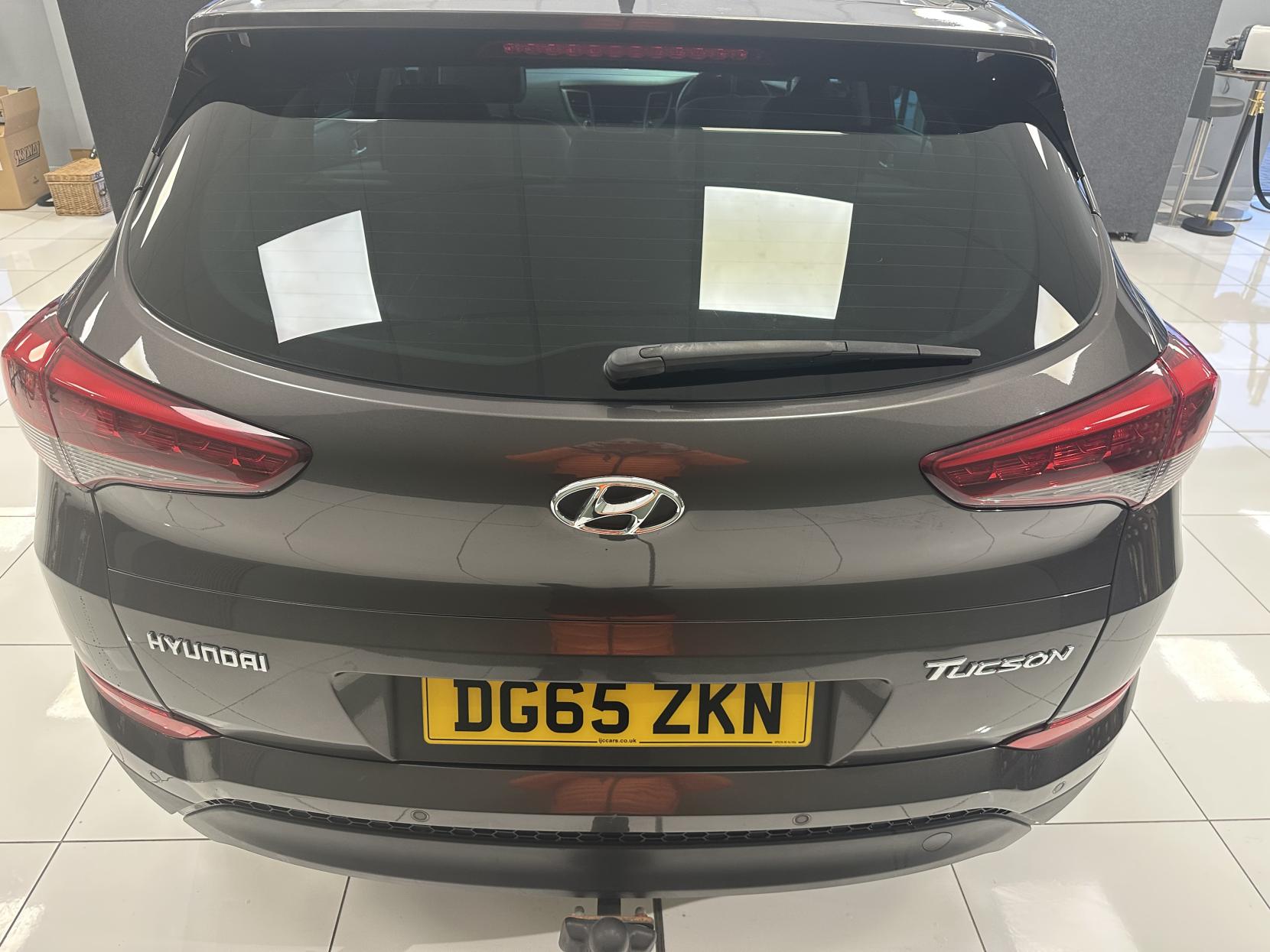 Hyundai TUCSON 1.7 CRDi Blue Drive Premium SUV 5dr Diesel Manual Euro 6 (s/s) (116 ps)