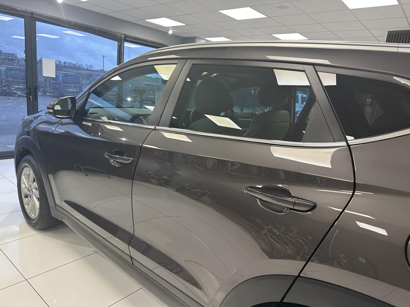 Hyundai TUCSON 1.7 CRDi Blue Drive Premium SUV 5dr Diesel Manual Euro 6 (s/s) (116 ps)