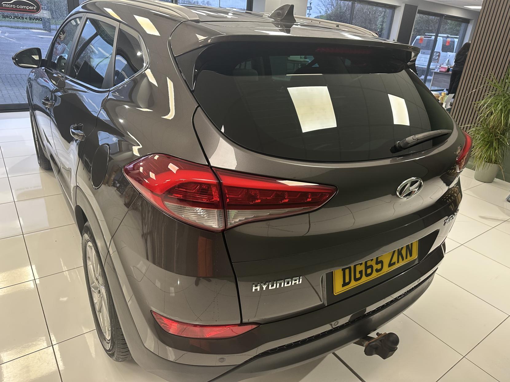 Hyundai TUCSON 1.7 CRDi Blue Drive Premium SUV 5dr Diesel Manual Euro 6 (s/s) (116 ps)