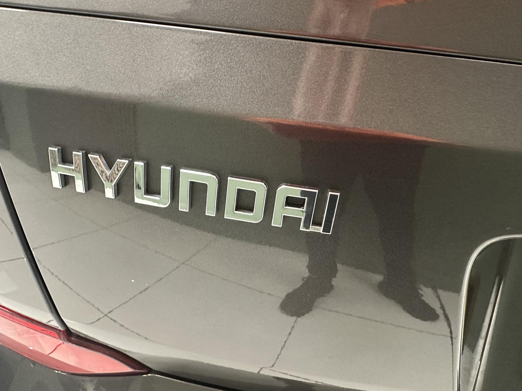 Hyundai TUCSON 1.7 CRDi Blue Drive Premium SUV 5dr Diesel Manual Euro 6 (s/s) (116 ps)