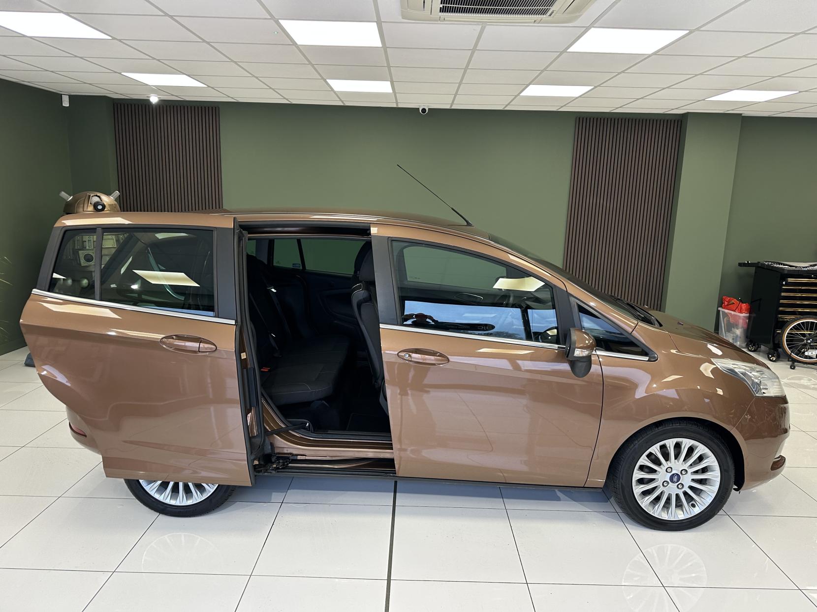 Ford B-Max £20 TAX! 1.6 TDCi Titanium MPV 5dr Diesel Manual SIDE OPENING DOORS!