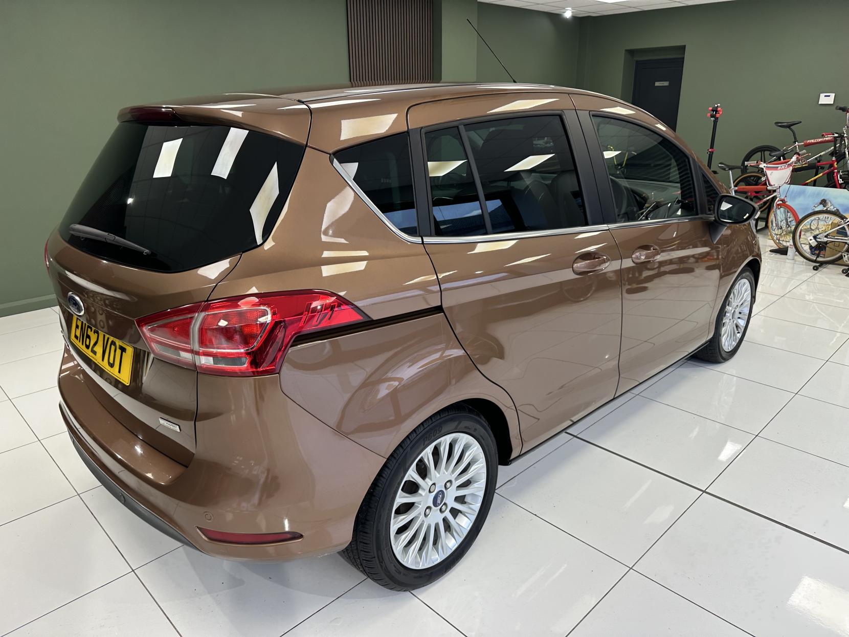 Ford B-Max £20 TAX! 1.6 TDCi Titanium MPV 5dr Diesel Manual SIDE OPENING DOORS!