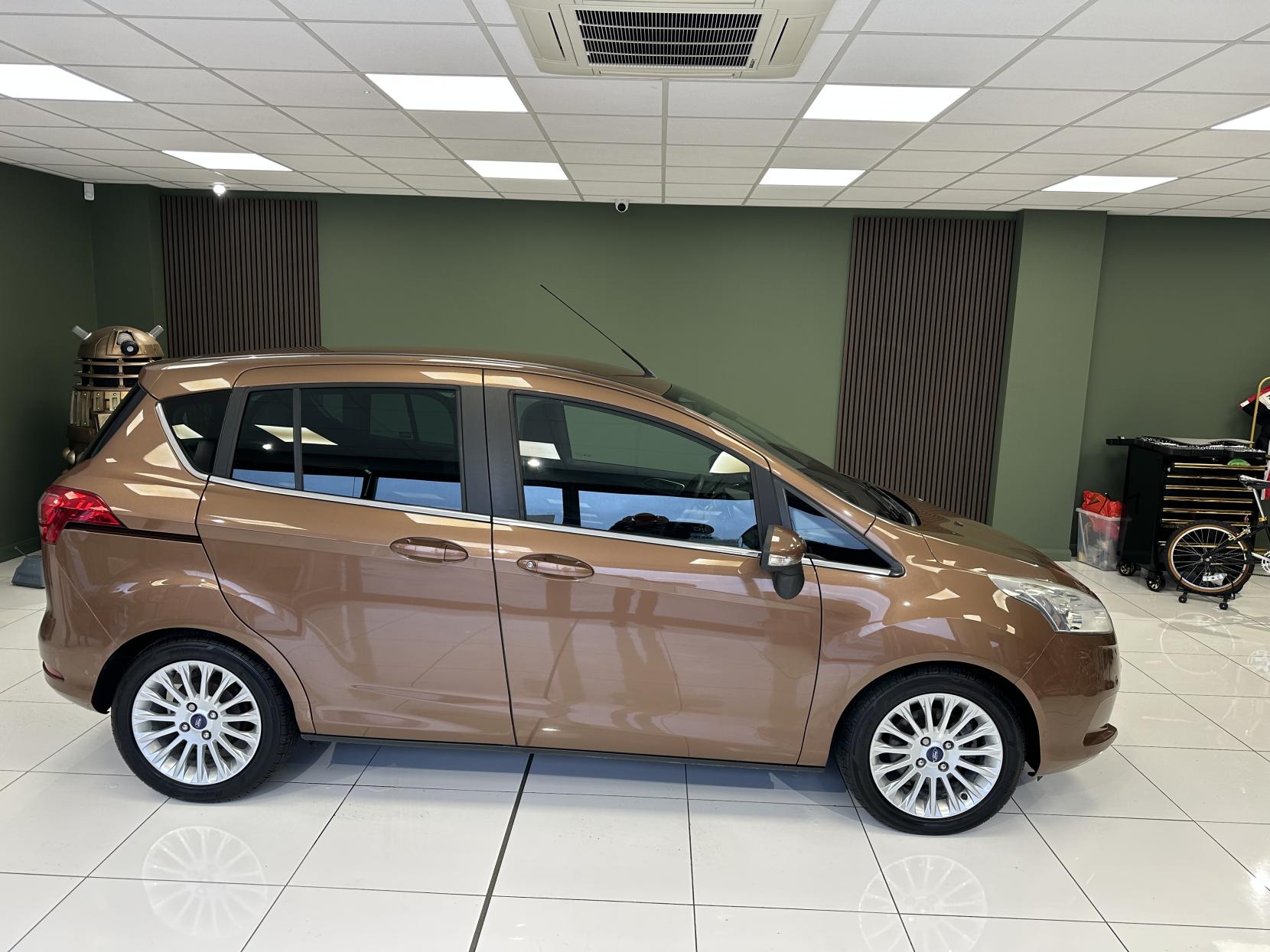 Ford B-Max £20 TAX! 1.6 TDCi Titanium MPV 5dr Diesel Manual SIDE OPENING DOORS!