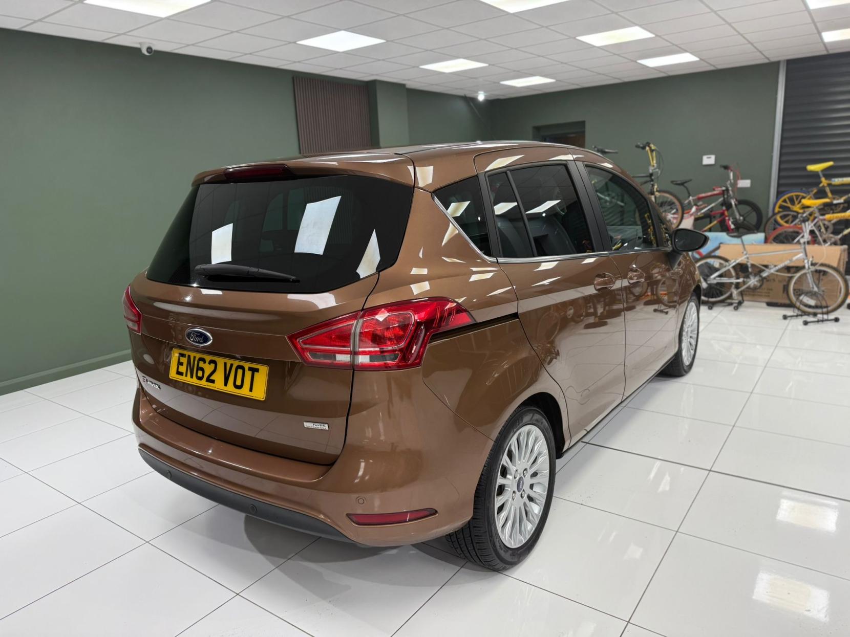 Ford B-Max £20 TAX! 1.6 TDCi Titanium MPV 5dr Diesel Manual SIDE OPENING DOORS!