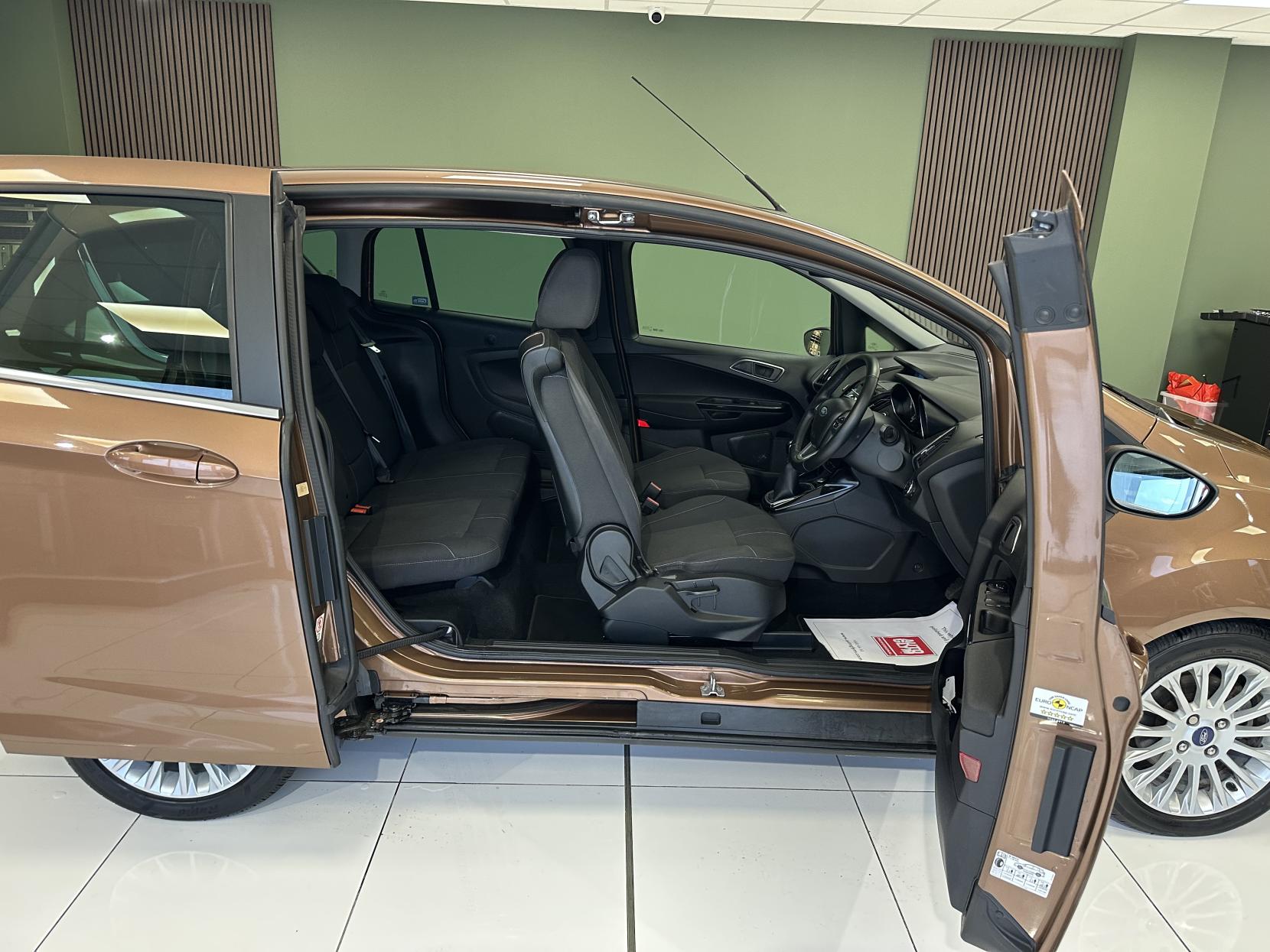 Ford B-Max £20 TAX! 1.6 TDCi Titanium MPV 5dr Diesel Manual SIDE OPENING DOORS!