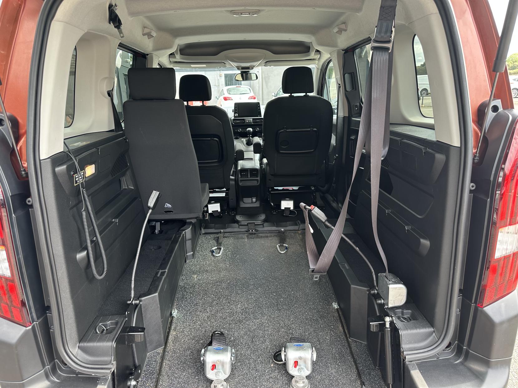 Peugeot Rifter JUST 1,627 MILES! WHEELCHAIR ADAPTED WAV