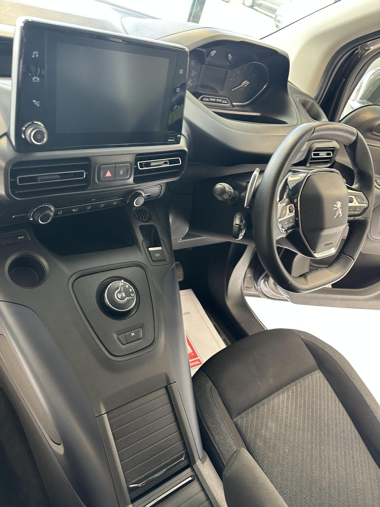 Peugeot Rifter **RARE XL SIZE AUTOMATIC MICRO CAMPER!! **1.5 BlueHDi Allure Long MPV 5dr Diesel EAT Euro 6  (130 ps)