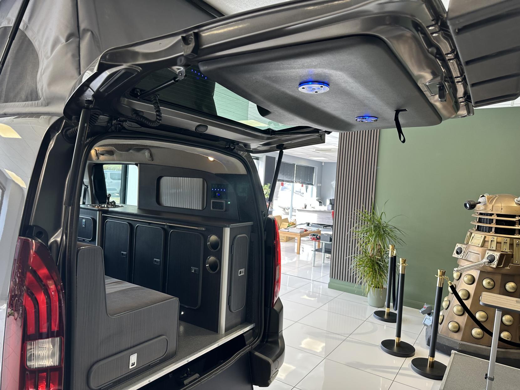 Peugeot Rifter **RARE XL SIZE AUTOMATIC MICRO CAMPER!! **1.5 BlueHDi Allure Long MPV 5dr Diesel EAT Euro 6  (130 ps)