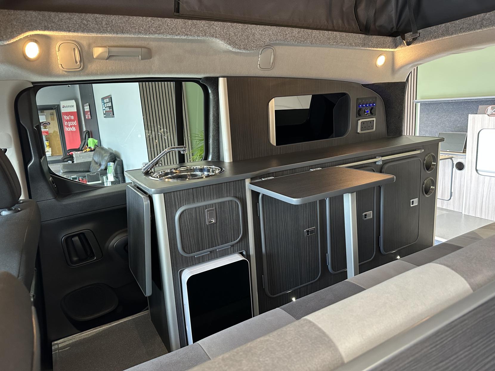 Peugeot Rifter **RARE XL SIZE AUTOMATIC MICRO CAMPER!! **1.5 BlueHDi Allure Long MPV 5dr Diesel EAT Euro 6  (130 ps)