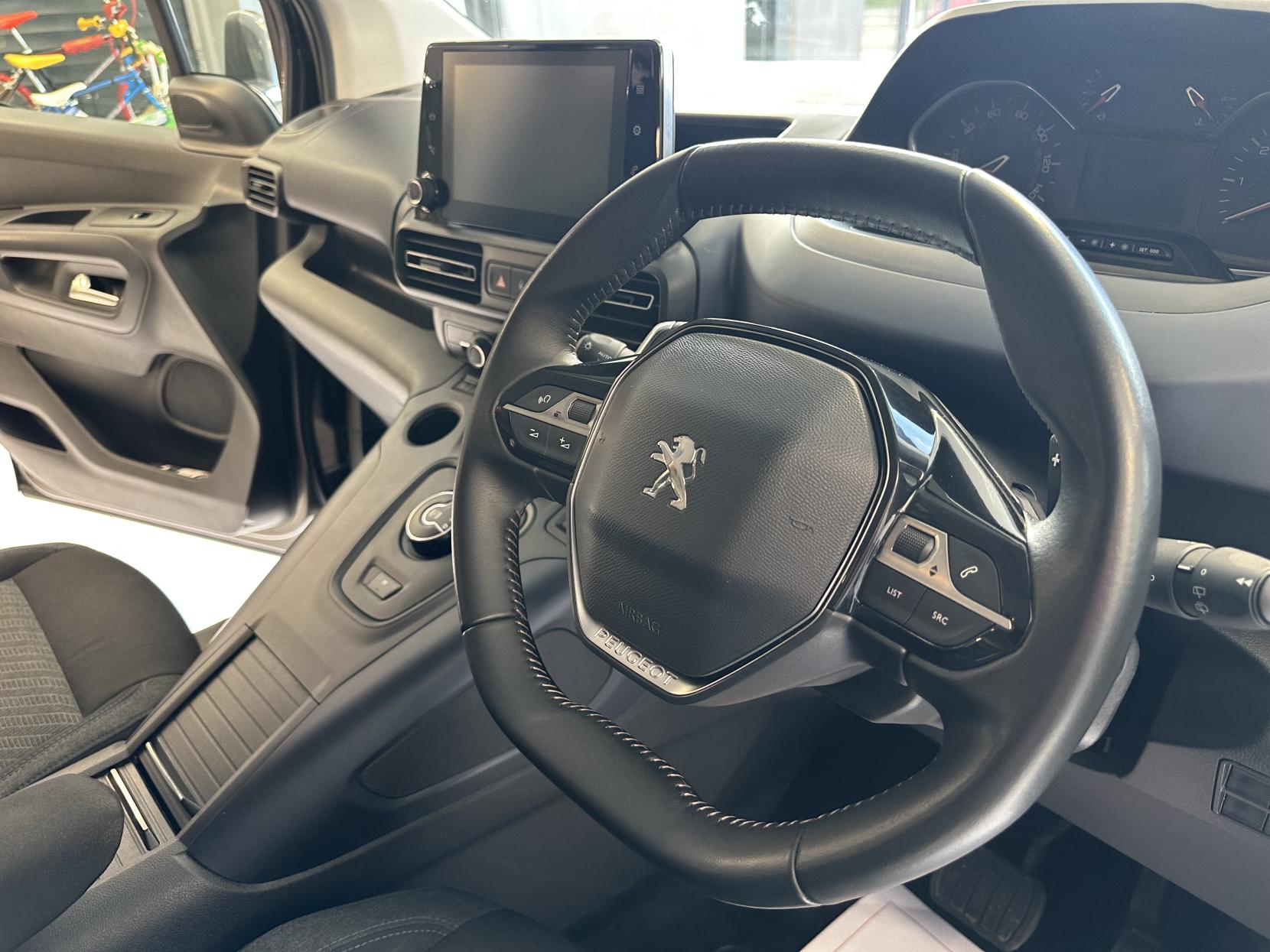 Peugeot Rifter **RARE XL SIZE AUTOMATIC MICRO CAMPER!! **1.5 BlueHDi Allure Long MPV 5dr Diesel EAT Euro 6  (130 ps)