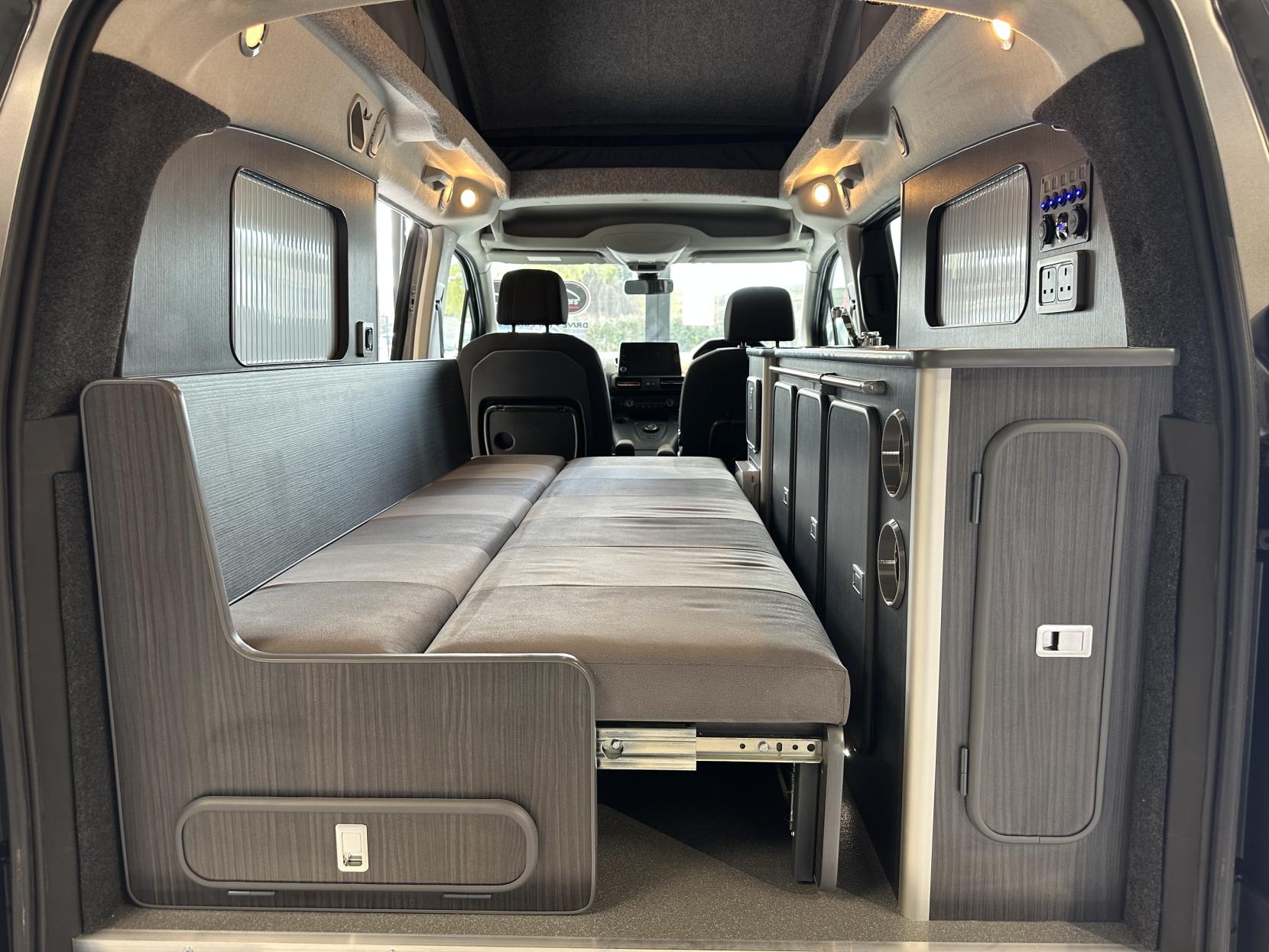 Peugeot Rifter **RARE XL SIZE AUTOMATIC MICRO CAMPER!! **1.5 BlueHDi Allure Long MPV 5dr Diesel EAT Euro 6  (130 ps)