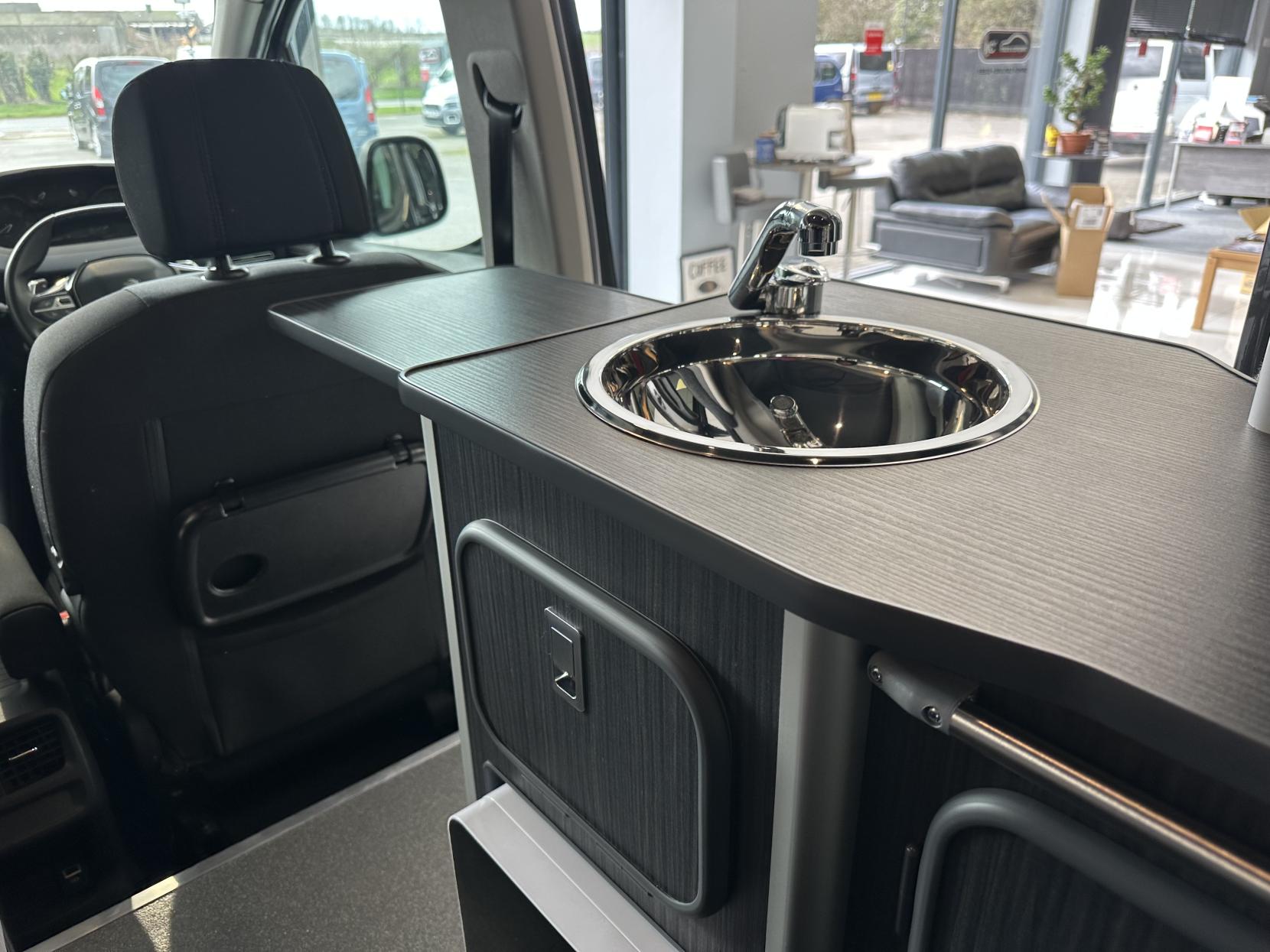 Peugeot Rifter **RARE XL SIZE AUTOMATIC MICRO CAMPER!! **1.5 BlueHDi Allure Long MPV 5dr Diesel EAT Euro 6  (130 ps)