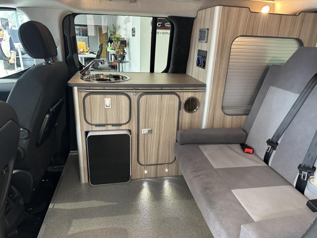 Peugeot Rifter **RARE XL SIZE AUTOMATIC MICRO CAMPER!! **1.5 BlueHDi Allure Long MPV 5dr Diesel EAT Euro 6  (130 ps)