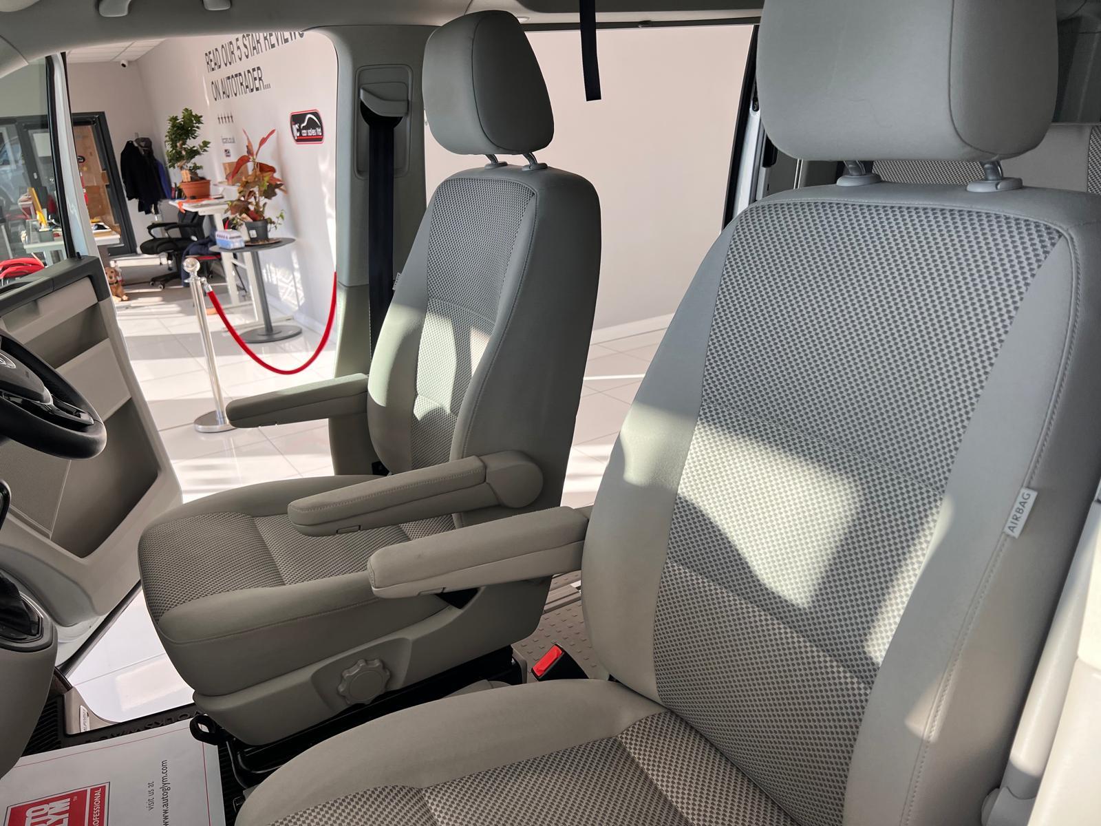 Volkswagen California RARE AUTOMATIC FACTORY SPEC CAMPERVAN! FULL VW SERVICE HISTORY!