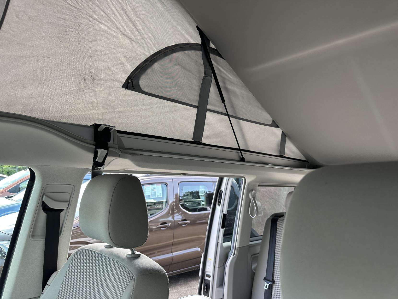Volkswagen California RARE AUTOMATIC FACTORY SPEC CAMPERVAN! FULL VW SERVICE HISTORY!