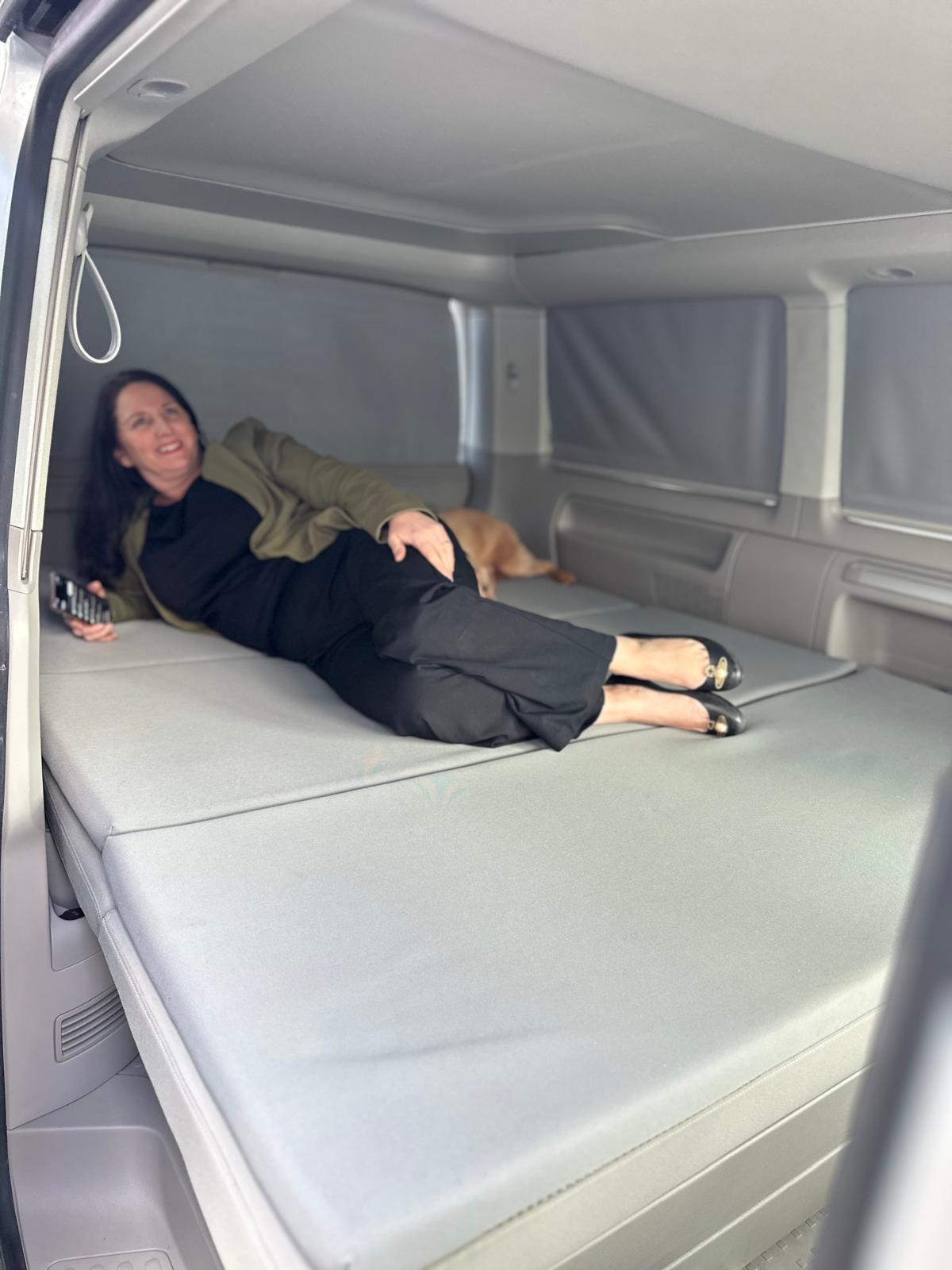 Volkswagen California RARE AUTOMATIC FACTORY SPEC CAMPERVAN! FULL VW SERVICE HISTORY!