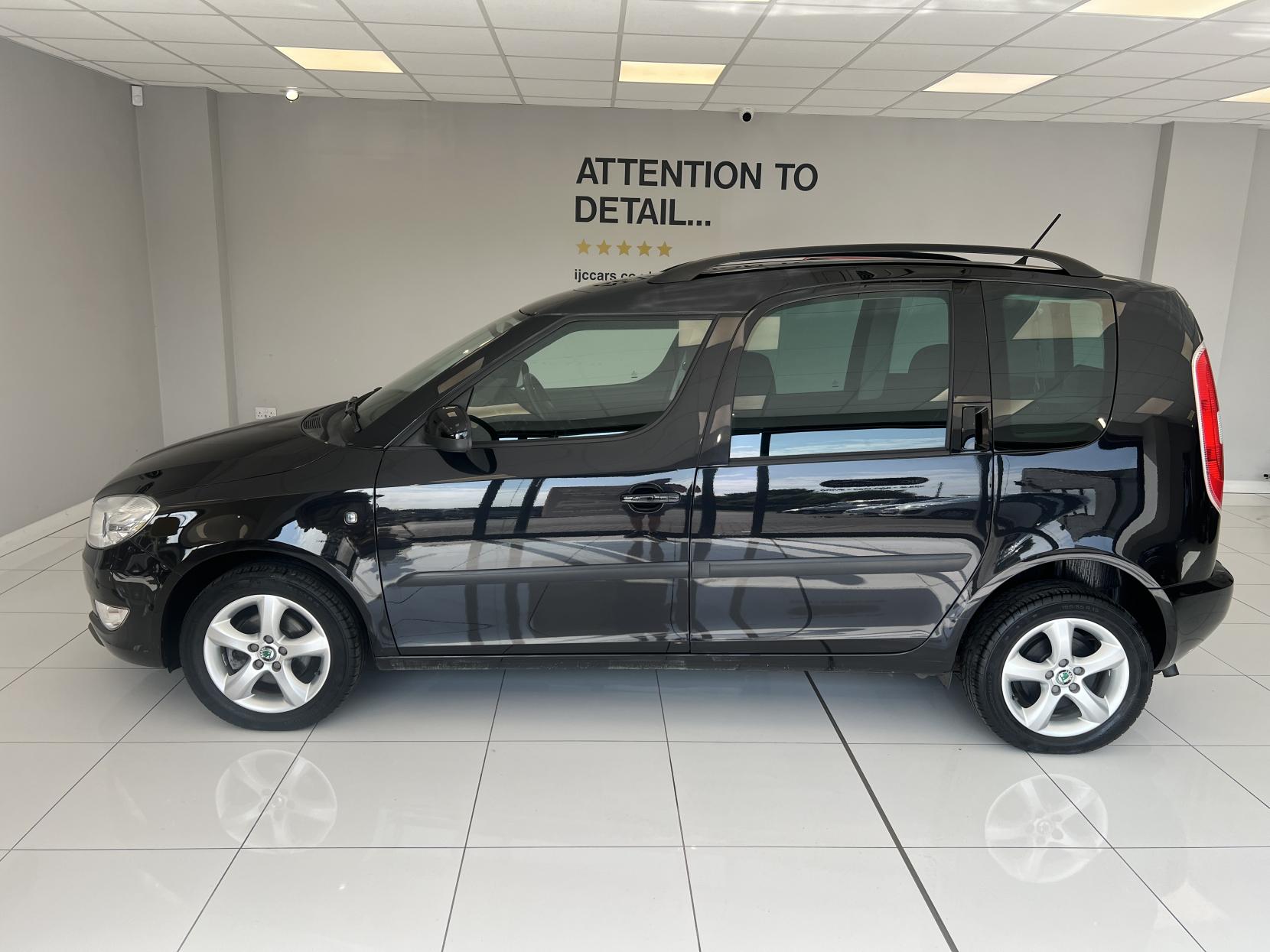 Skoda Roomster * NEW PRICE! NOW JUST £8,995 * - 2011 Wheelchair Adapted Vehicle with just 8,945 miles! - 1.2 12V SE Plus MPV 5dr Petrol Manual Euro 5 (69 ps)