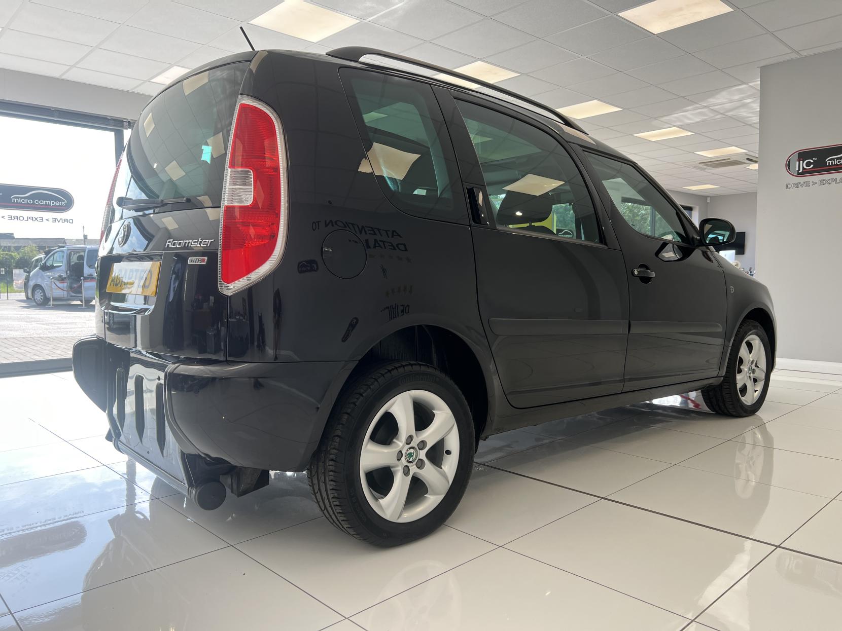 Skoda Roomster * NEW PRICE! NOW JUST £8,995 * - 2011 Wheelchair Adapted Vehicle with just 8,945 miles! - 1.2 12V SE Plus MPV 5dr Petrol Manual Euro 5 (69 ps)