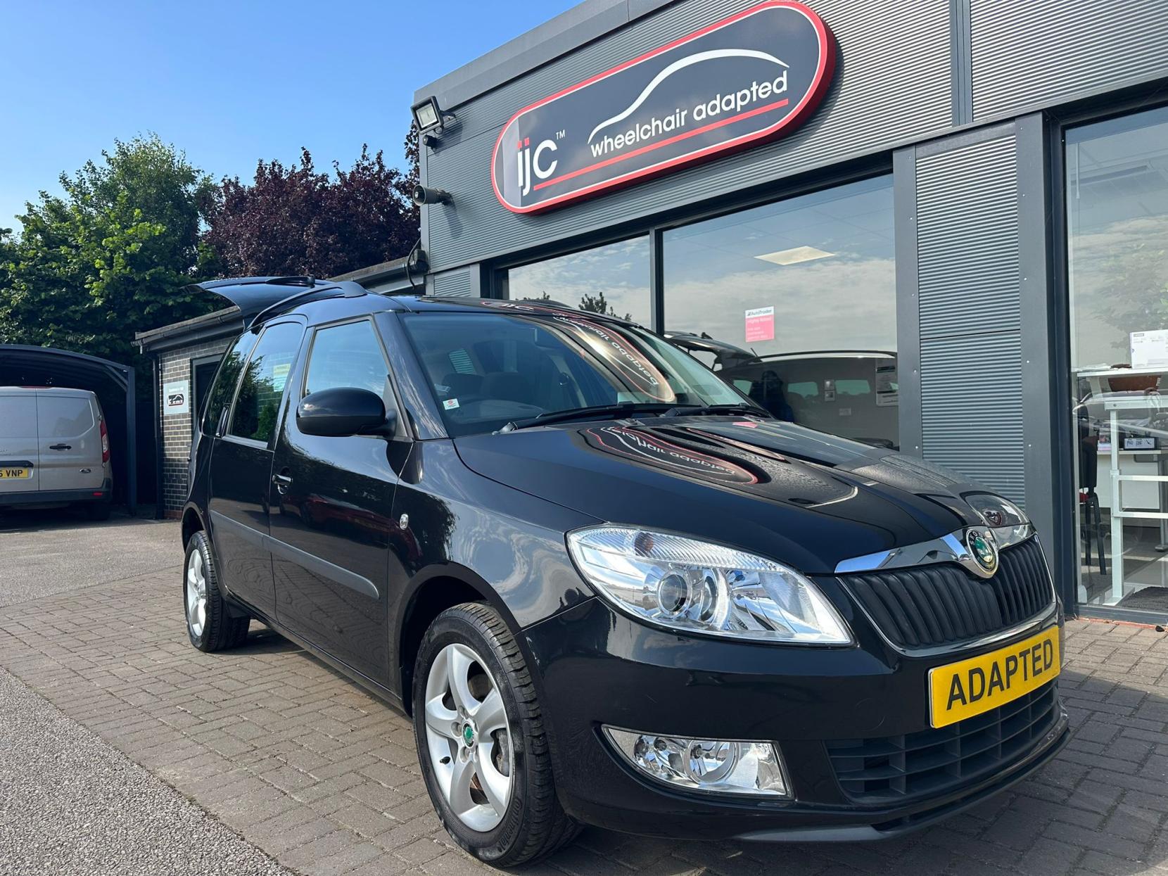 Skoda Roomster * NEW PRICE! NOW JUST £8,995 * - 2011 Wheelchair Adapted Vehicle with just 8,945 miles! - 1.2 12V SE Plus MPV 5dr Petrol Manual Euro 5 (69 ps)