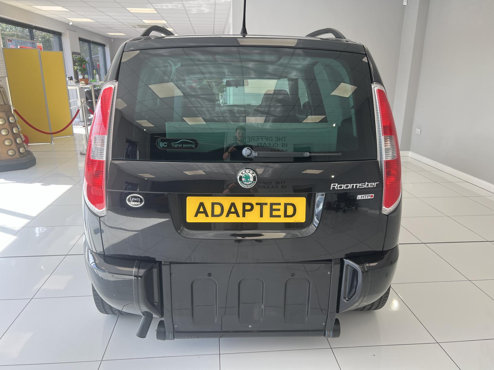 Skoda Roomster * NEW PRICE! NOW JUST £8,995 * - 2011 Wheelchair Adapted Vehicle with just 8,945 miles! - 1.2 12V SE Plus MPV 5dr Petrol Manual Euro 5 (69 ps)