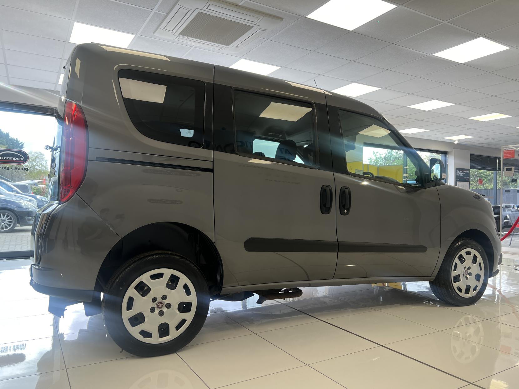 Fiat Doblo * NEW PRICE! Save £2,000!! * - 1.4 Petrol Manual Fiat Doblo Wheelchair Adapted Vehicle 3 seats carries 4 including wheelchair user!