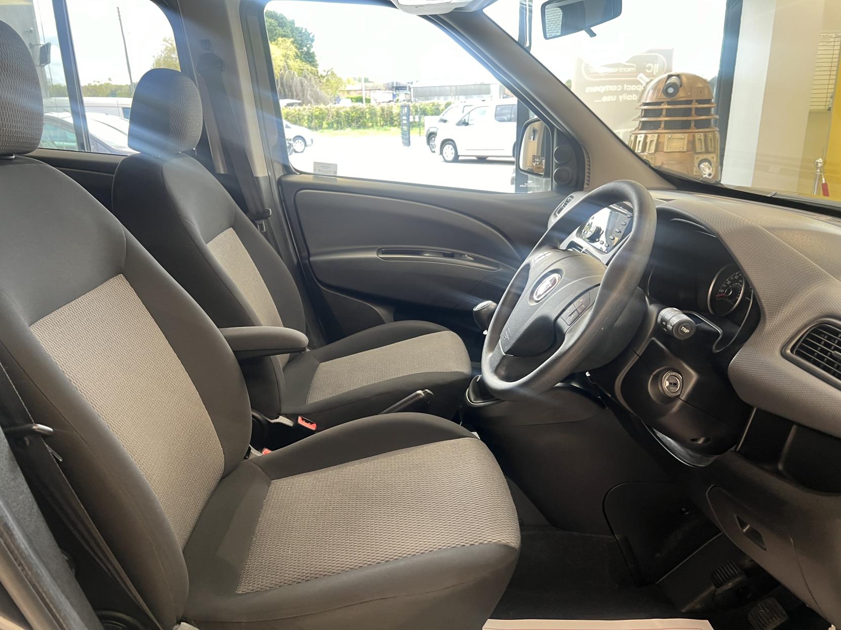 Fiat Doblo * NEW PRICE! Save £2,000!! * - 1.4 Petrol Manual Fiat Doblo Wheelchair Adapted Vehicle 3 seats carries 4 including wheelchair user!