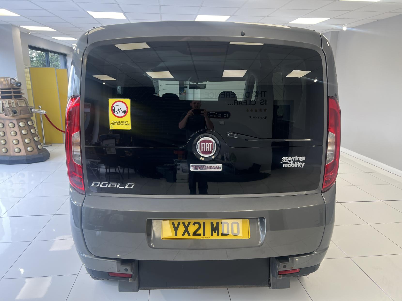 Fiat Doblo * NEW PRICE! Save £2,000!! * - 1.4 Petrol Manual Fiat Doblo Wheelchair Adapted Vehicle 3 seats carries 4 including wheelchair user!