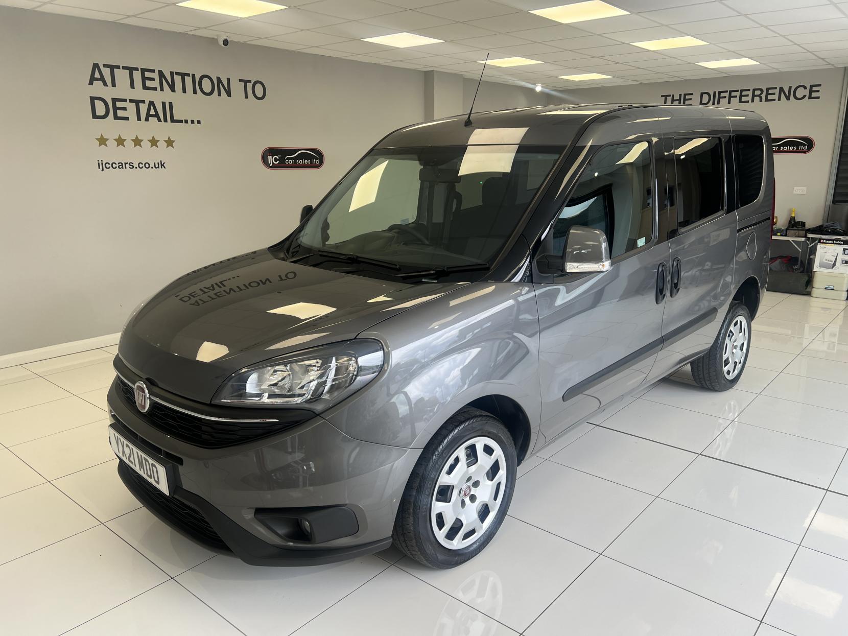 Fiat Doblo * NEW PRICE! Save £2,000!! * - 1.4 Petrol Manual Fiat Doblo Wheelchair Adapted Vehicle 3 seats carries 4 including wheelchair user!