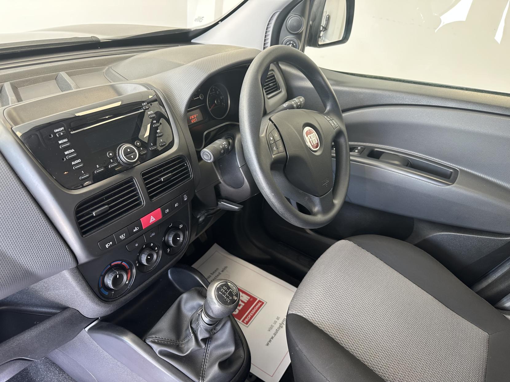 Fiat Doblo BRAND NEW MICRO CAMPER CONVERSION/CHOICE OF BED/SEATS