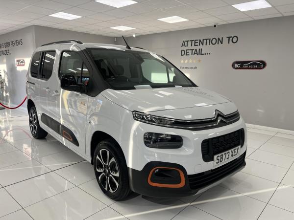 Citroen Berlingo * SAVE £2,000 **AUTO WITH DELIV MILES!** A very rare opportunity to buy a top spec AUTOMATIC Diesel 1.5 BlueHDi Flair XTR EAT8 (NOT A VAN! -it's a 5 seat MPV car!)