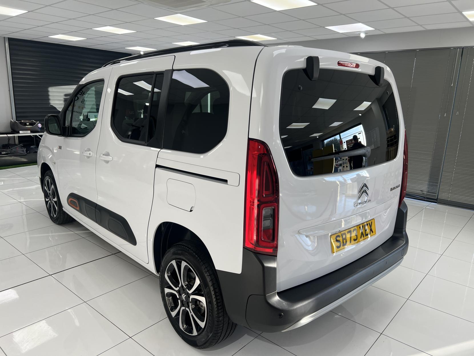 Citroen Berlingo * SAVE £2,000 **AUTO WITH DELIV MILES!** A very rare opportunity to buy a top spec AUTOMATIC Diesel 1.5 BlueHDi Flair XTR EAT8 (NOT A VAN! -it's a 5 seat MPV car!)