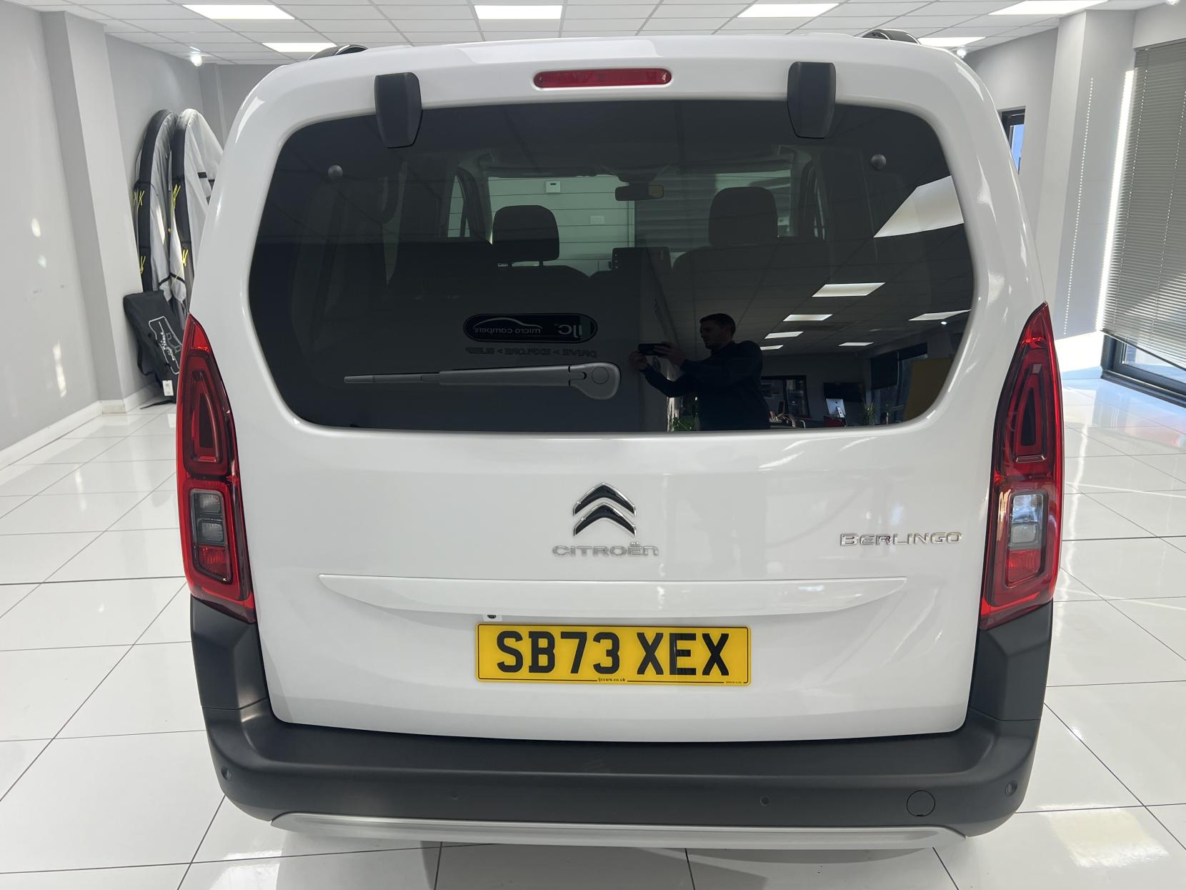 Citroen Berlingo * SAVE £2,000 **AUTO WITH DELIV MILES!** A very rare opportunity to buy a top spec AUTOMATIC Diesel 1.5 BlueHDi Flair XTR EAT8 (NOT A VAN! -it's a 5 seat MPV car!)