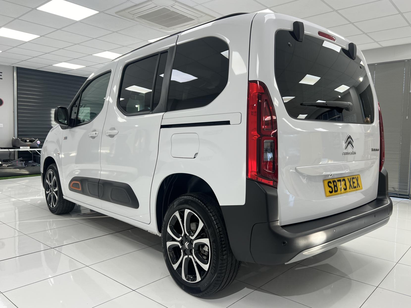 Citroen Berlingo * SAVE £2,000 **AUTO WITH DELIV MILES!** A very rare opportunity to buy a top spec AUTOMATIC Diesel 1.5 BlueHDi Flair XTR EAT8 (NOT A VAN! -it's a 5 seat MPV car!)