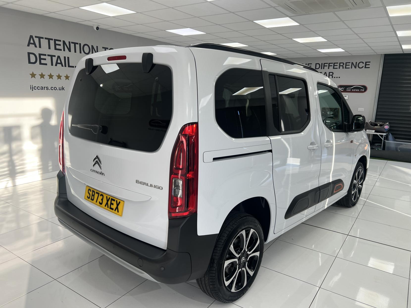 Citroen Berlingo * SAVE £2,000 **AUTO WITH DELIV MILES!** A very rare opportunity to buy a top spec AUTOMATIC Diesel 1.5 BlueHDi Flair XTR EAT8 (NOT A VAN! -it's a 5 seat MPV car!)