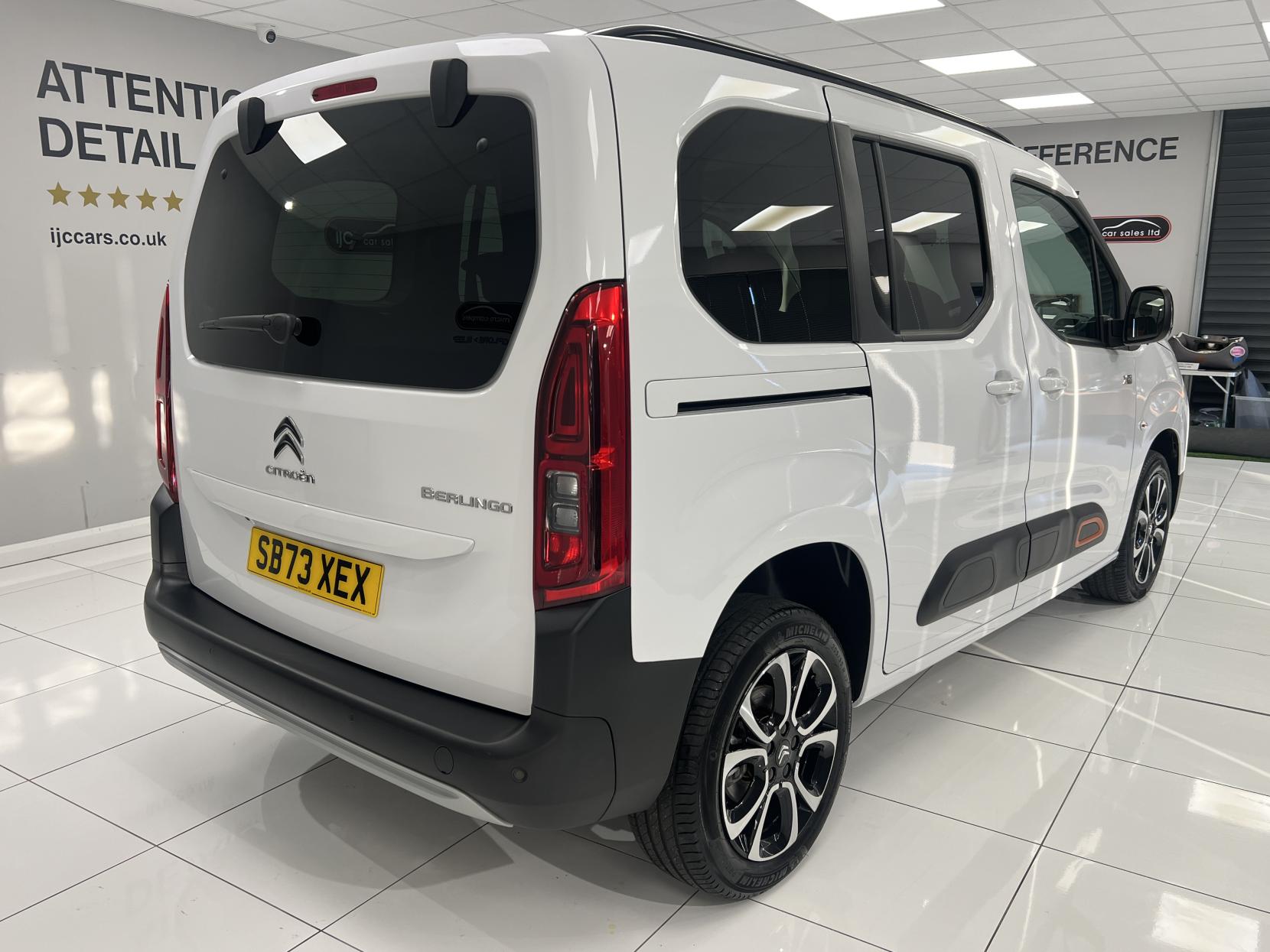 Citroen Berlingo * SAVE £2,000 **AUTO WITH DELIV MILES!** A very rare opportunity to buy a top spec AUTOMATIC Diesel 1.5 BlueHDi Flair XTR EAT8 (NOT A VAN! -it's a 5 seat MPV car!)