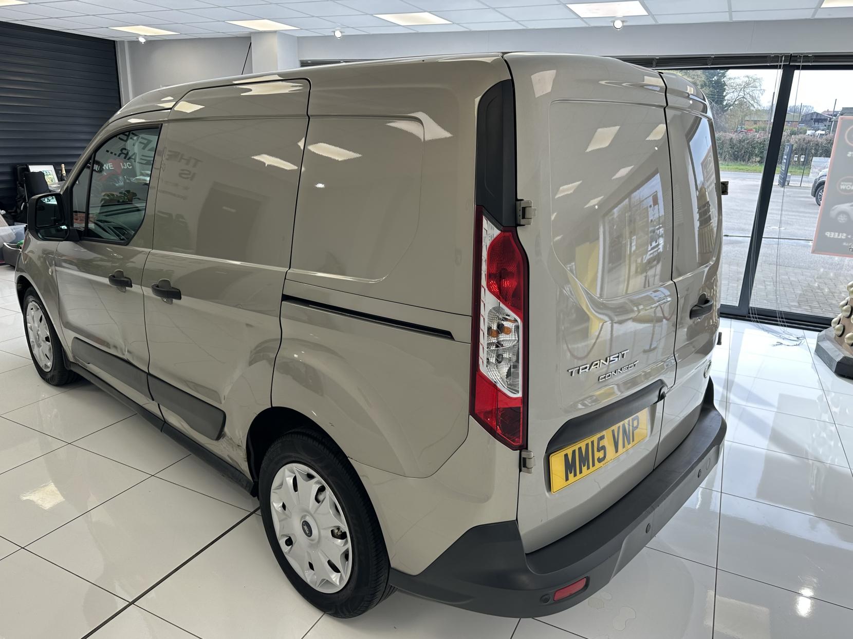 Ford Transit Connect 1.6 TDCi 200 Trend Panel Van 5dr Diesel Manual L1 H1 (124 g/km, 94 bhp)