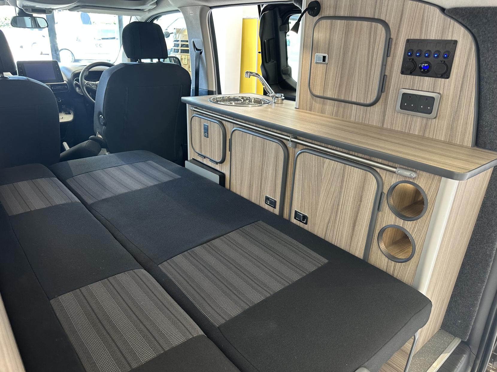 Vauxhall Combo Life AUTOMATIC MICRO CAMPER 1.5 Turbo D 130 BHP!