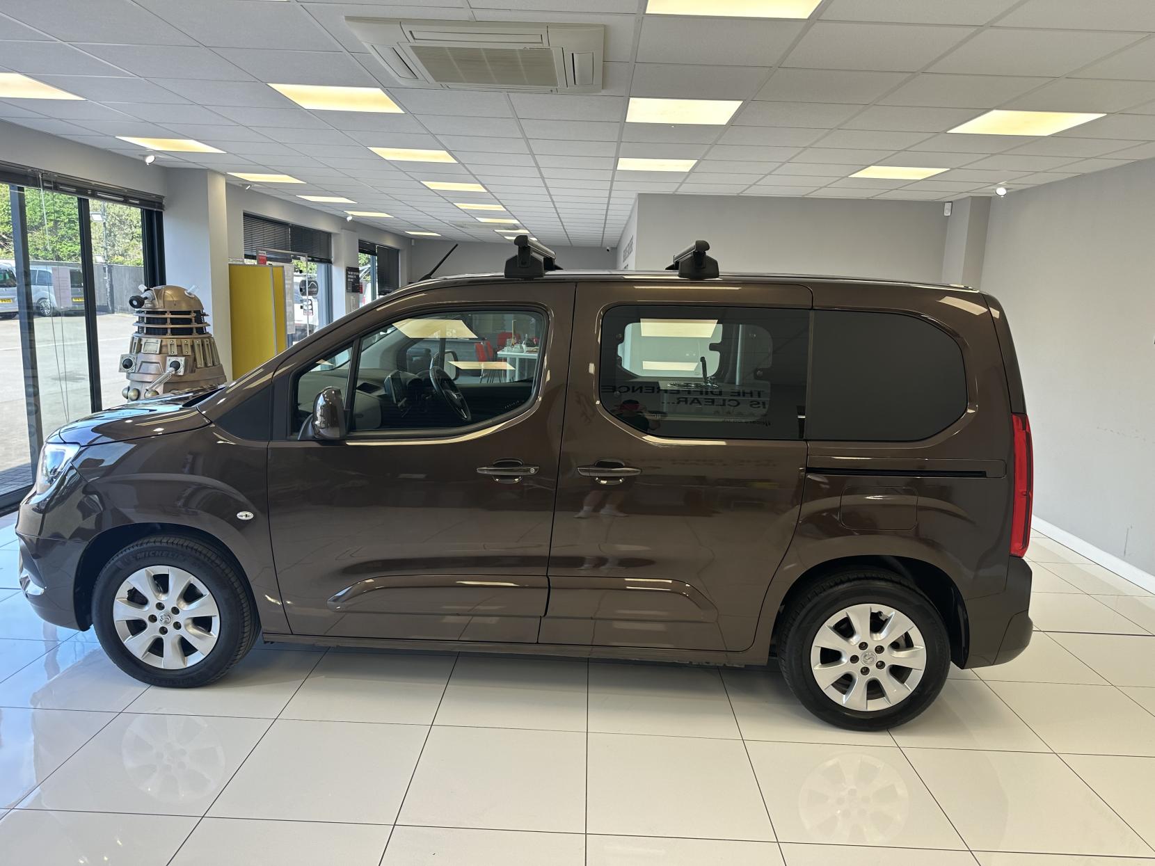 Vauxhall Combo Life AUTOMATIC MICRO CAMPER 1.5 Turbo D 130 BHP!