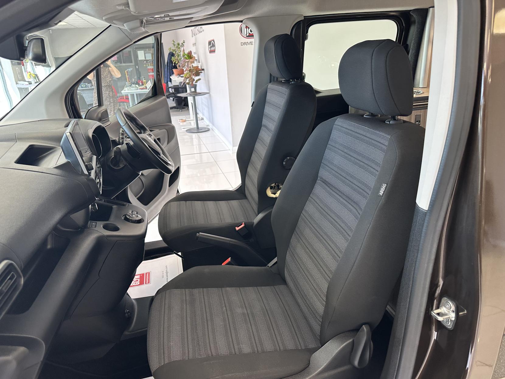 Vauxhall Combo Life AUTOMATIC MICRO CAMPER 1.5 Turbo D 130 BHP!
