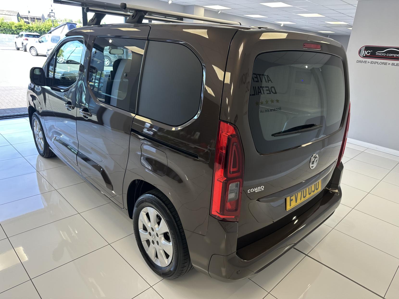 Vauxhall Combo Life AUTOMATIC MICRO CAMPER 1.5 Turbo D 130 BHP!