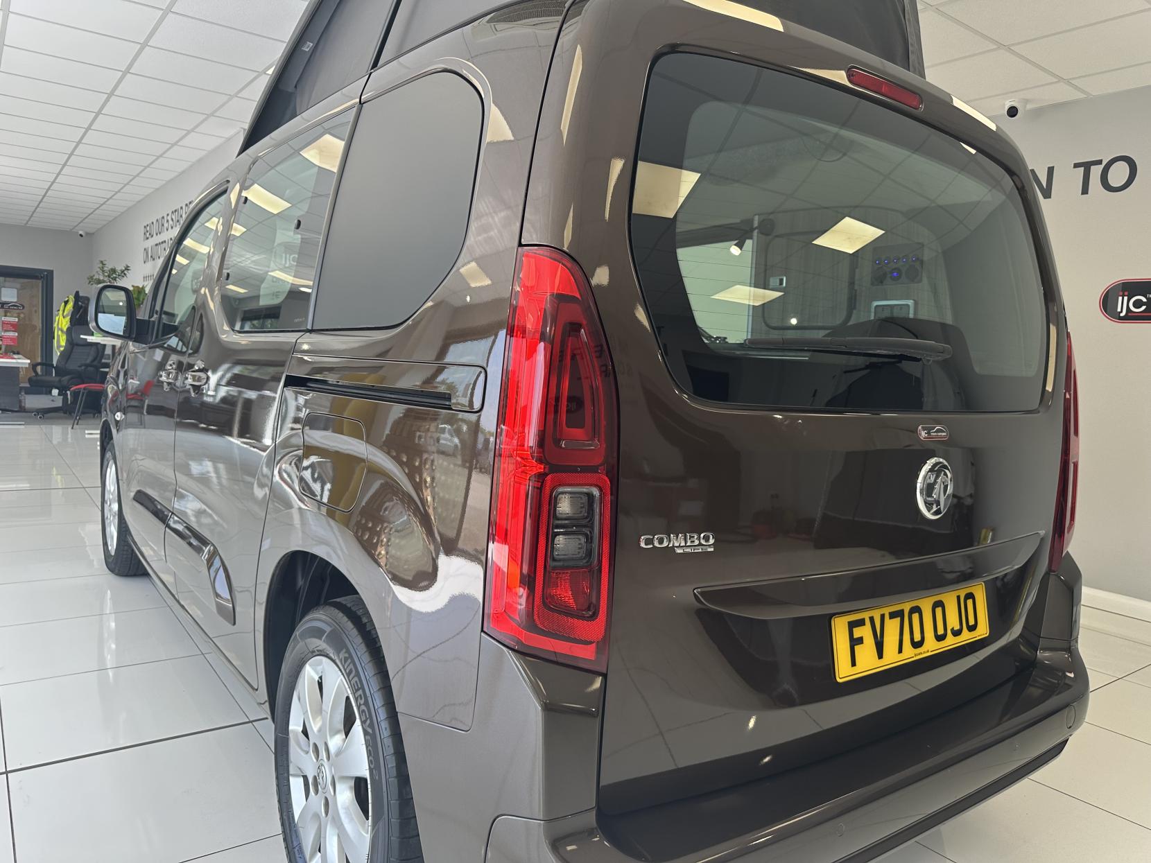 Vauxhall Combo Life NEW PRICE £29,995! SAVE £3,000!! RARE AUTOMATIC MICRO CAMPER!