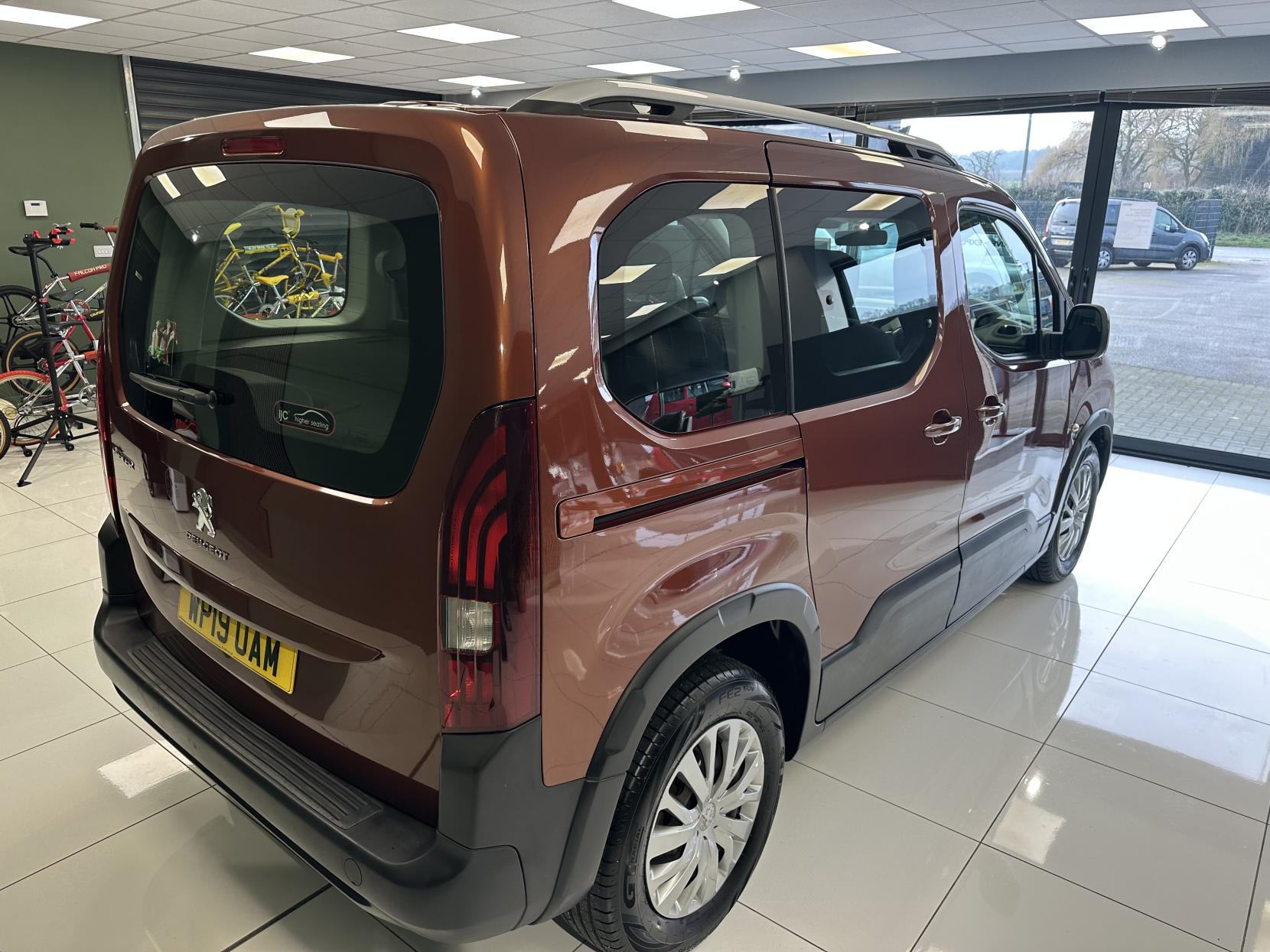 Peugeot Rifter 1.5 BlueHDi Active Standard MPV 5dr Diesel Manual Euro 6 (100 ps)