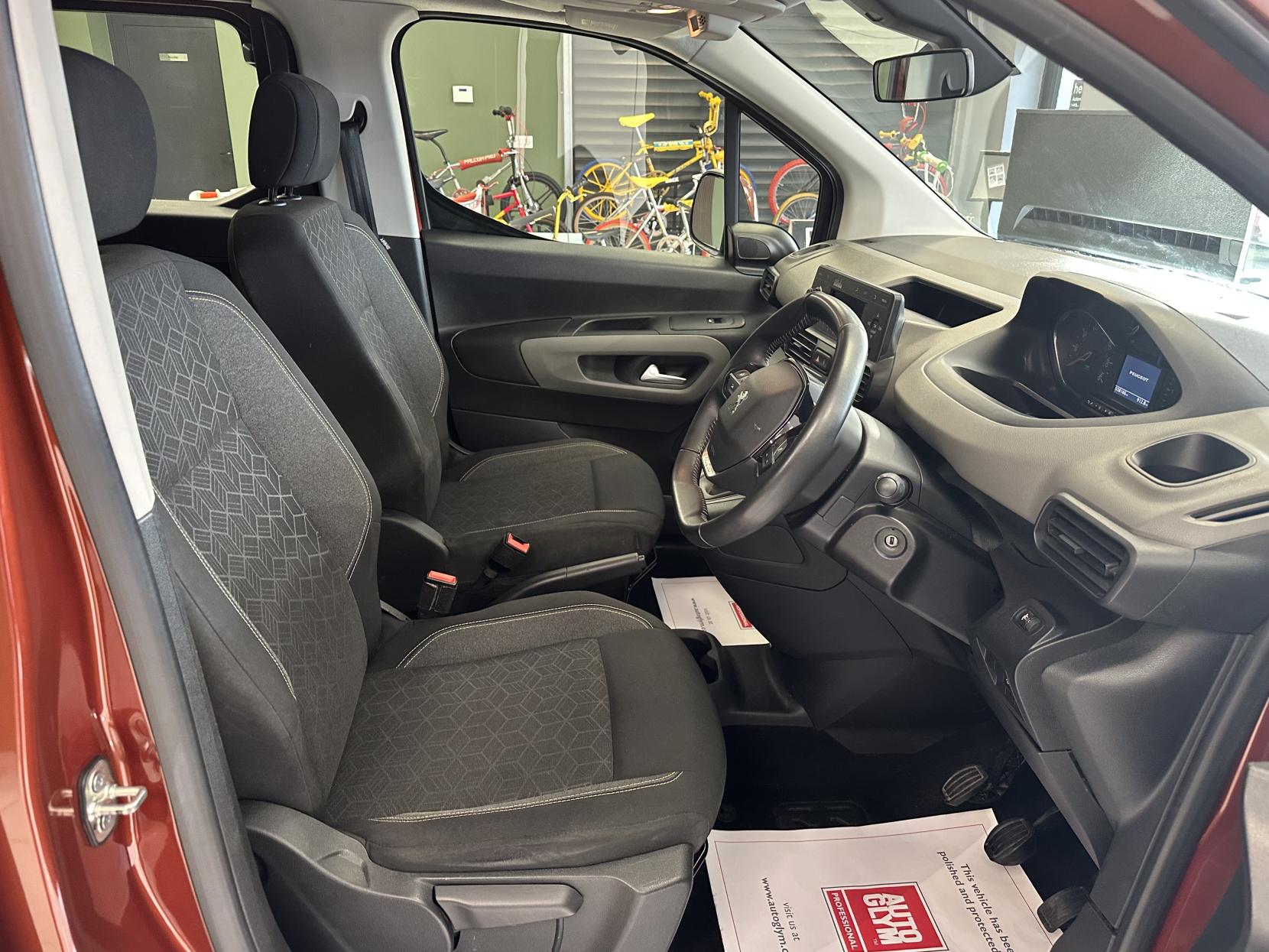 Peugeot Rifter 1.5 BlueHDi Active Standard MPV 5dr Diesel Manual Euro 6 (100 ps)