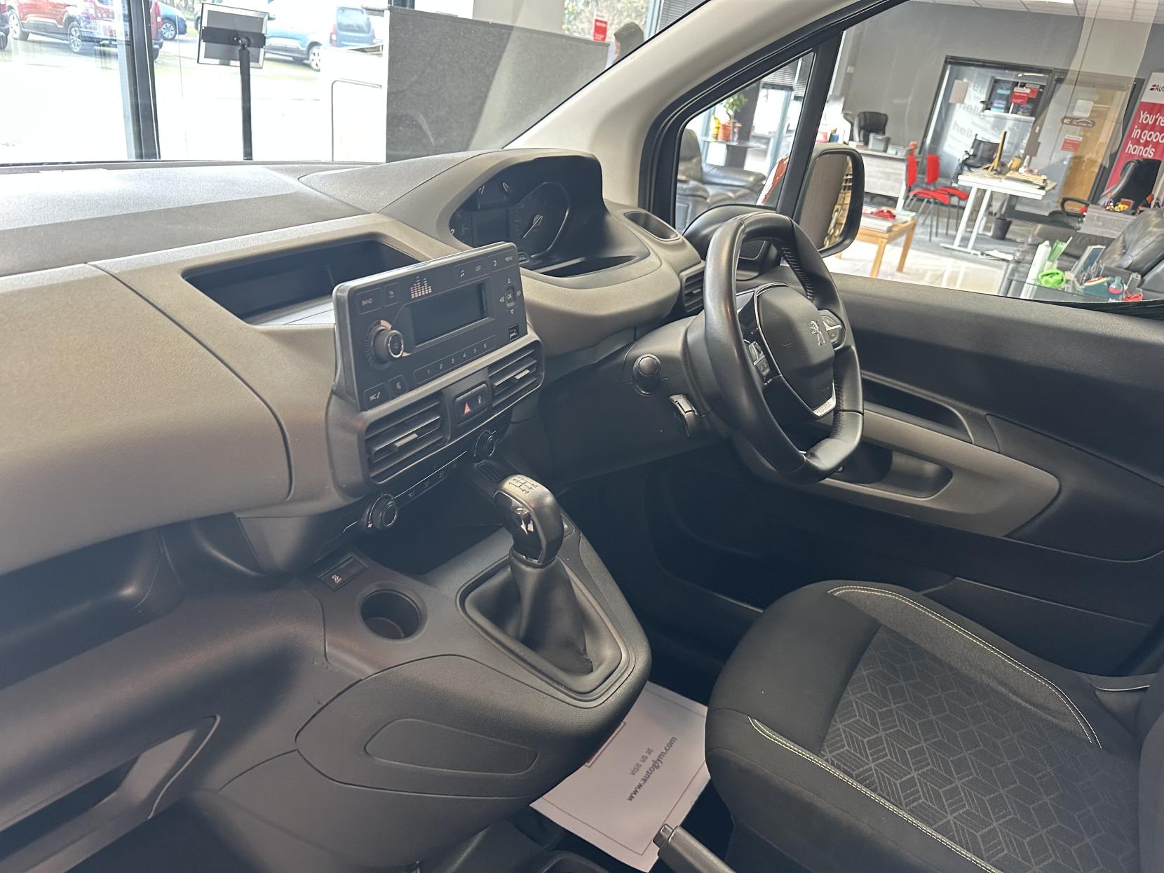 Peugeot Rifter 1.5 BlueHDi Active Standard MPV 5dr Diesel Manual Euro 6 (100 ps)